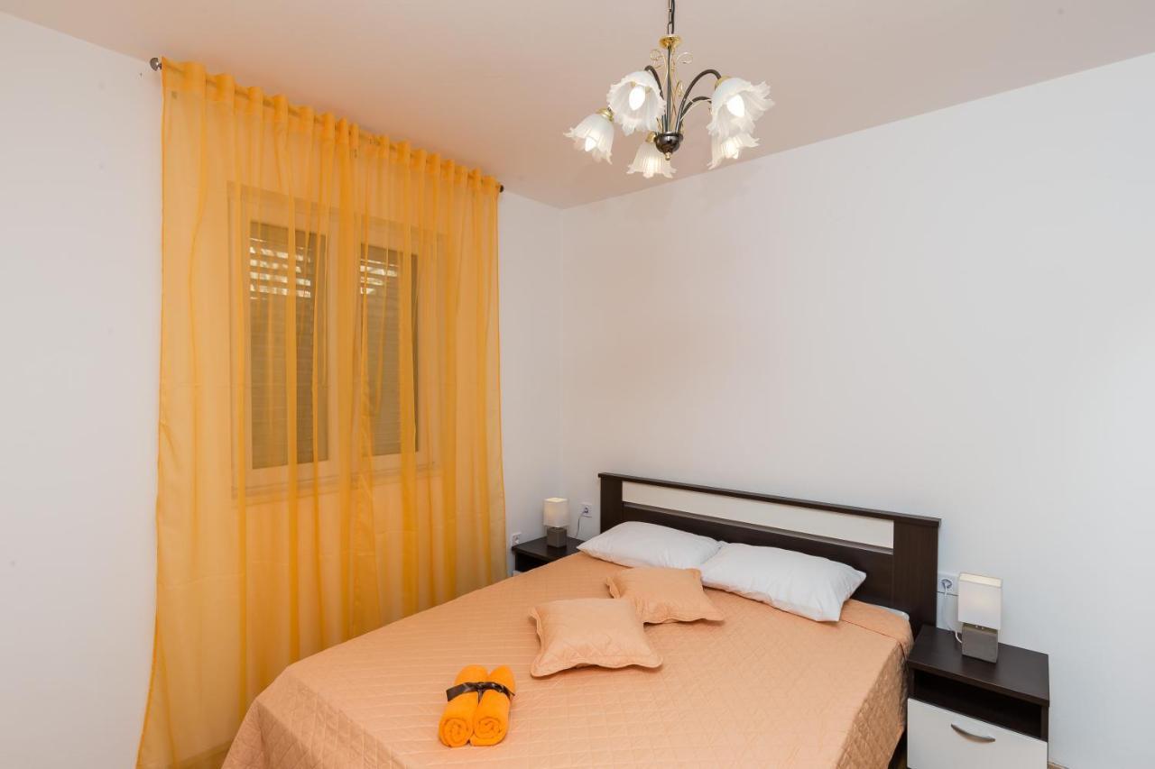 Apartments Villa Enzian ムリニ エクステリア 写真